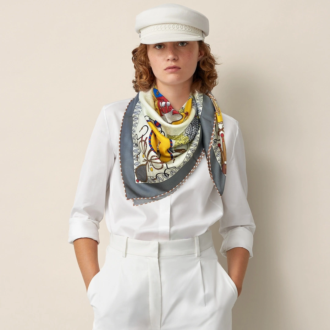 Scarf 90*90cm Seasonal 18012