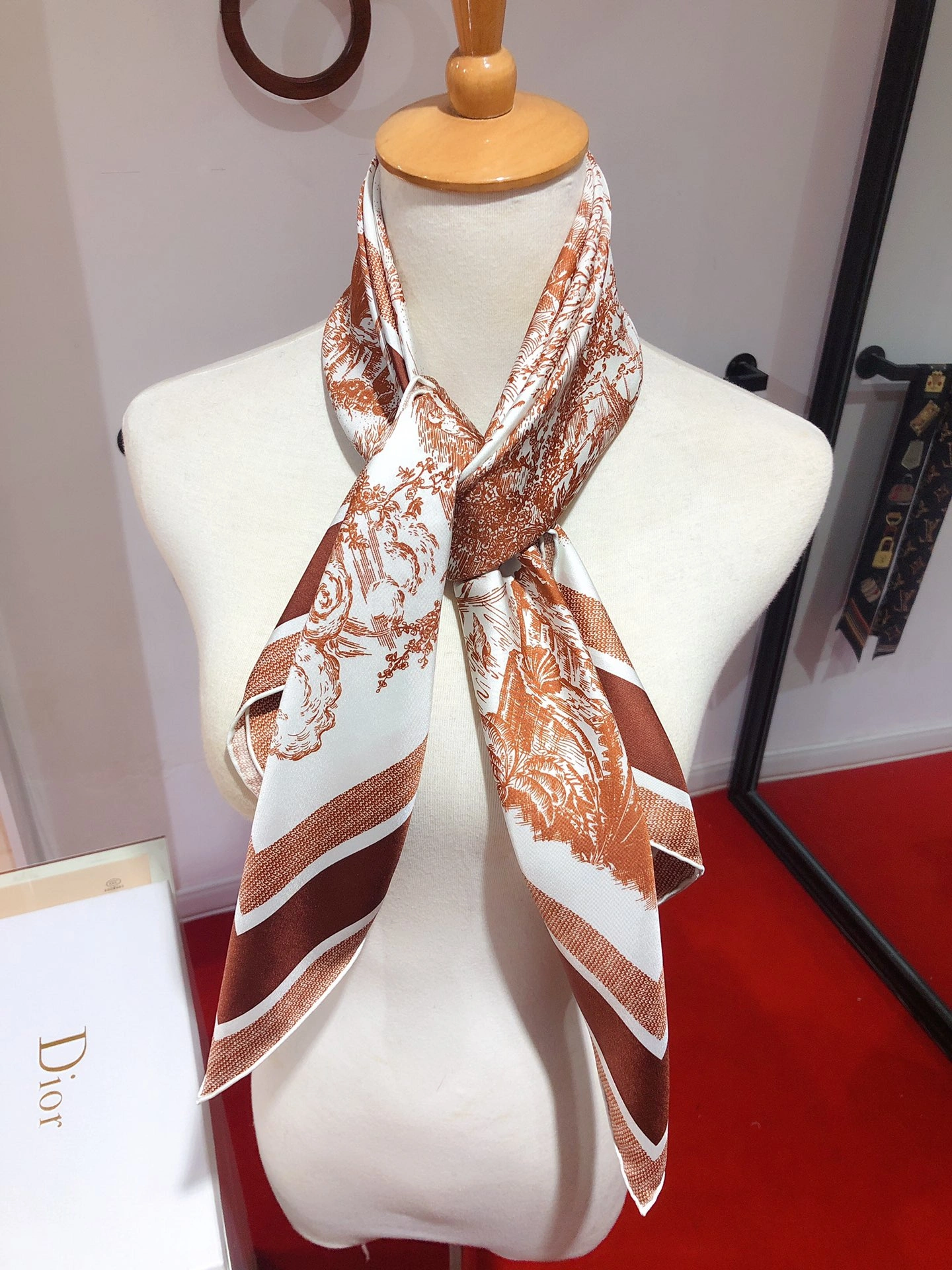 Scarf 90*90cm Elegant 17918