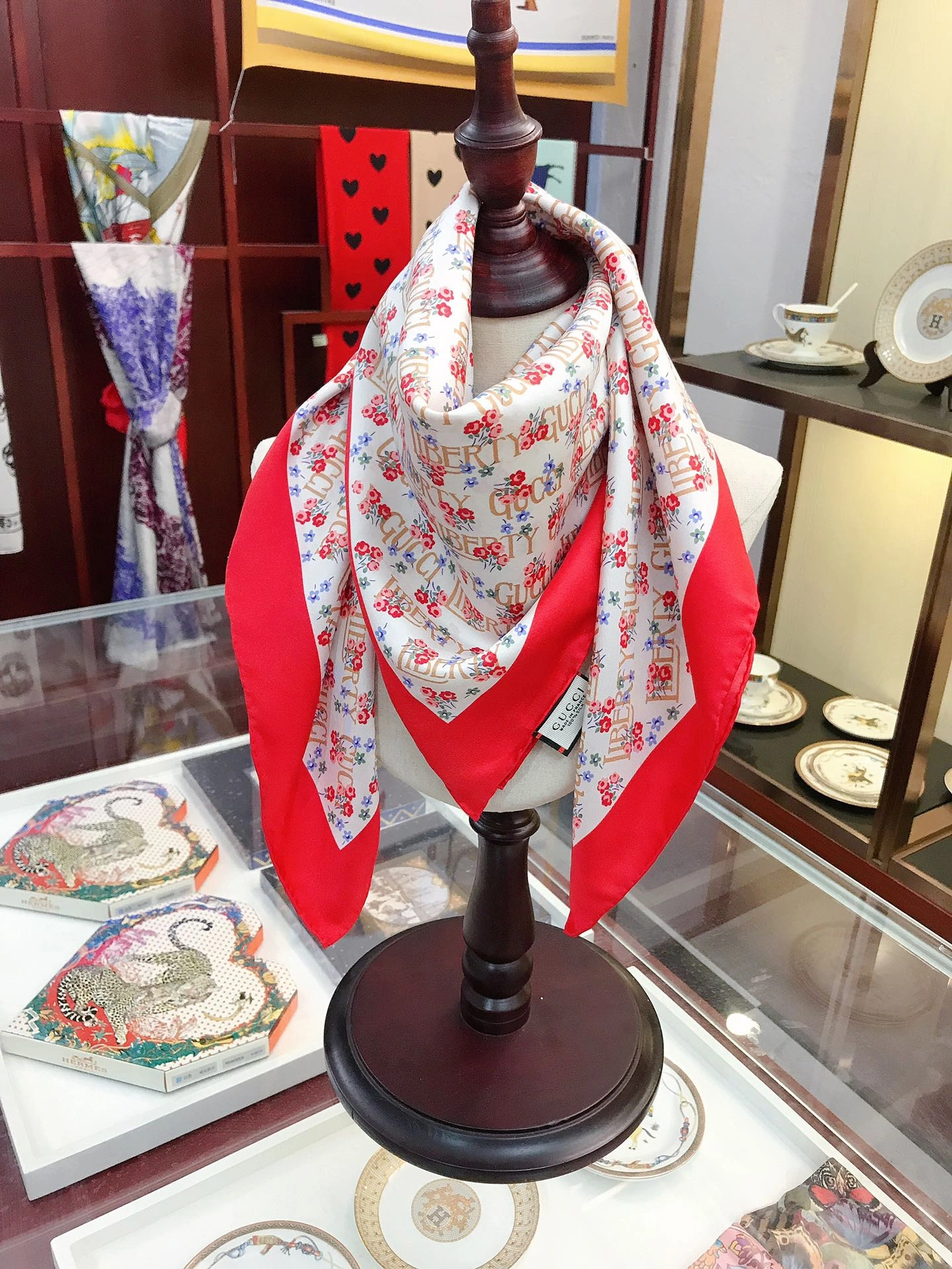 Scarf 90*90cm HighQuality 17923