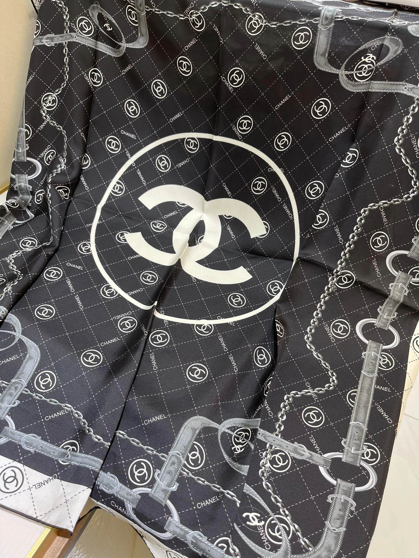 Scarf 90*90cm HighPerformance 17854