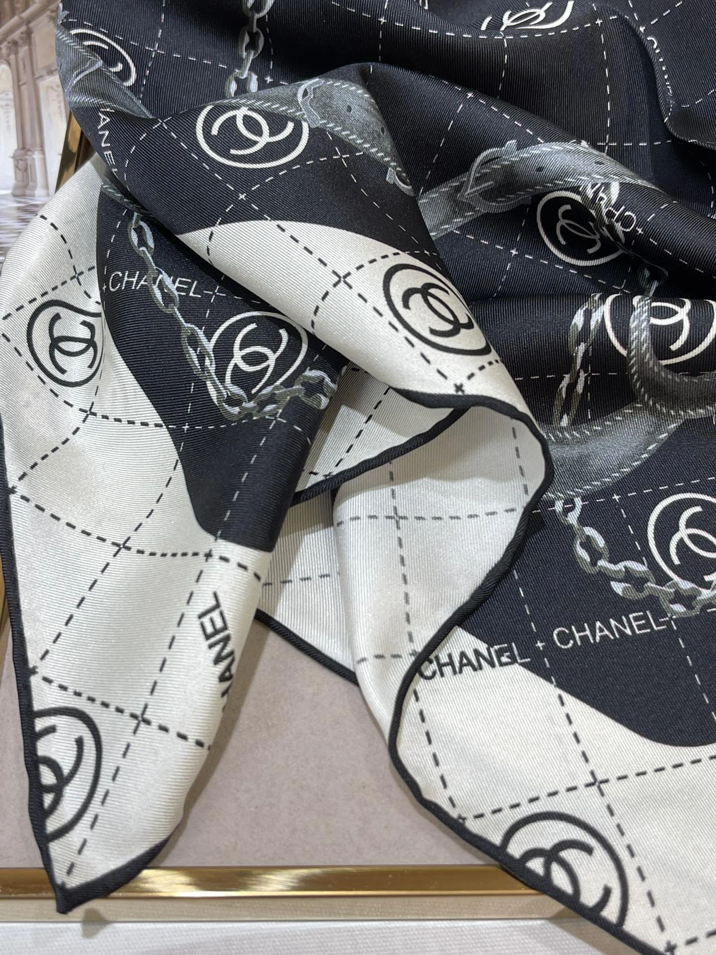 Scarf 90*90cm HighPerformance 17854