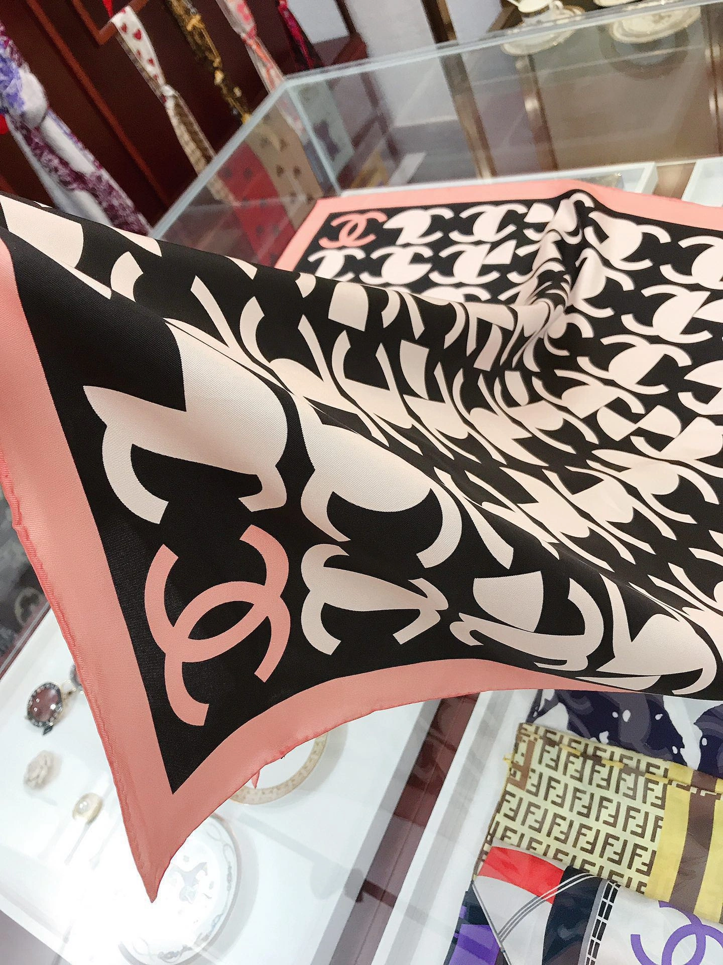 Scarf 90*90cm Tailored 17924