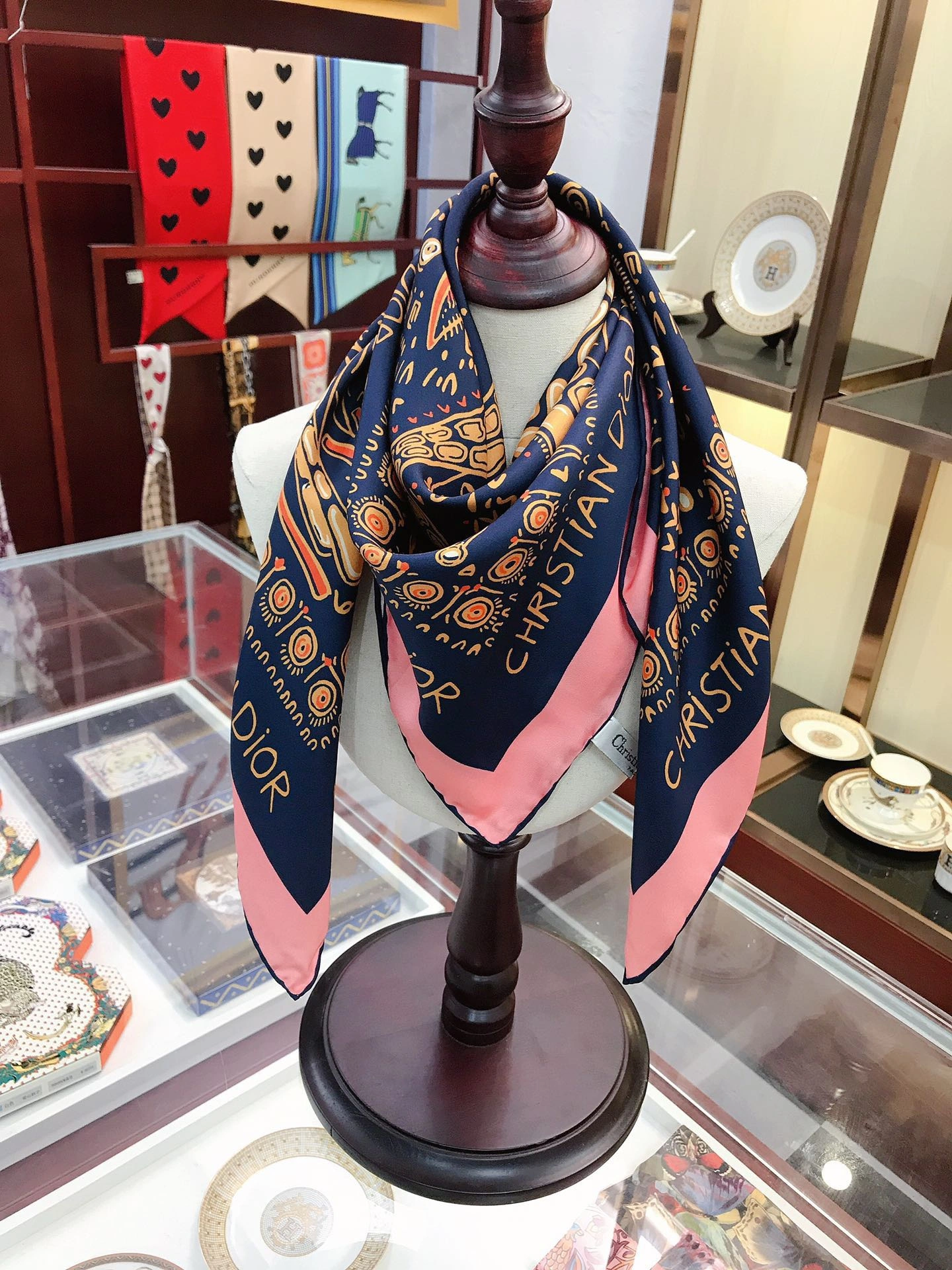 DailyWear Scarf 90*90cm 17902