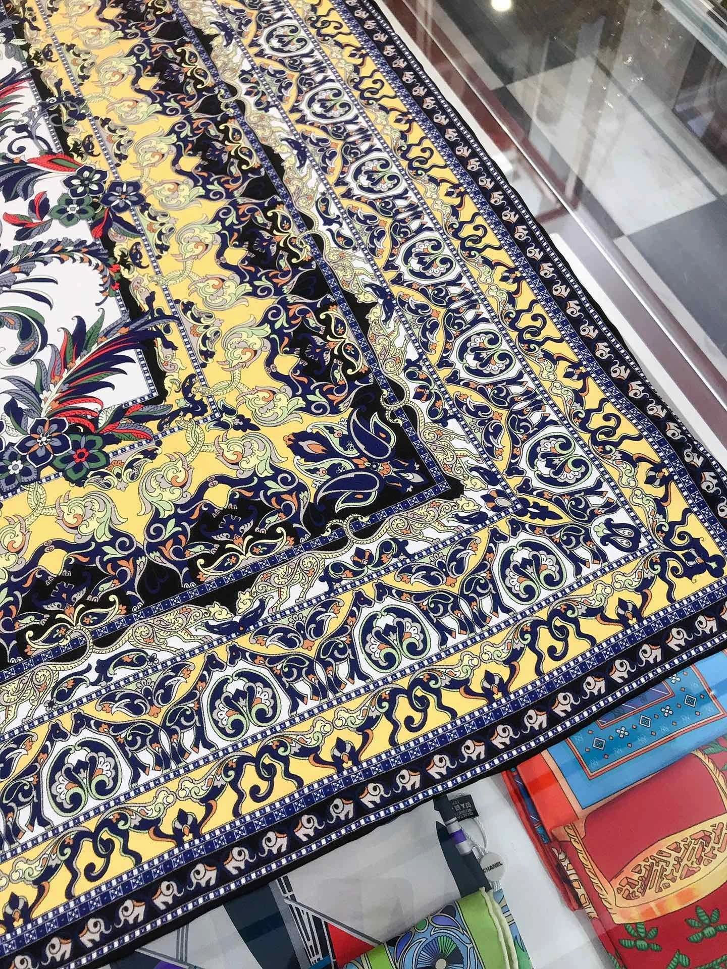 BestValue Scarf 90*90cm 17901