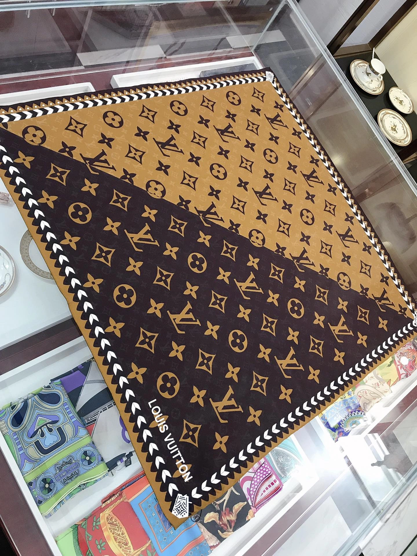 Scarf 90*90cm WaterResistant 18027