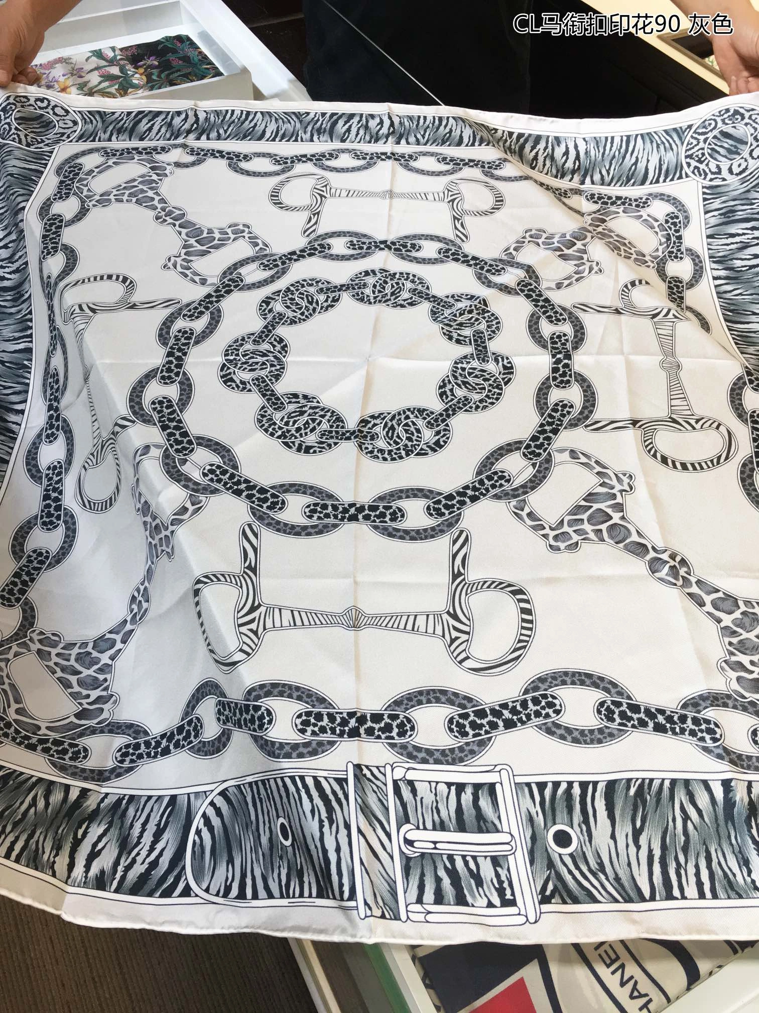 TechFriendly Scarf 90X90cm 17943