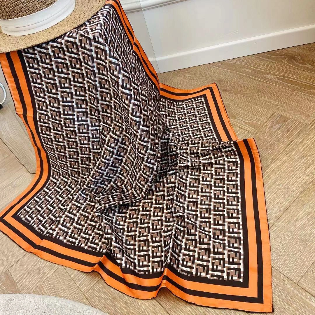 Stylish Scarf 90X90cm 17951
