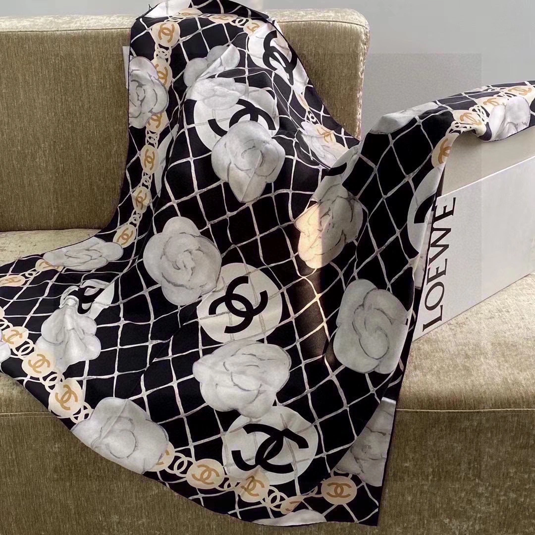 Sophisticated Scarf 90X90cm 17956