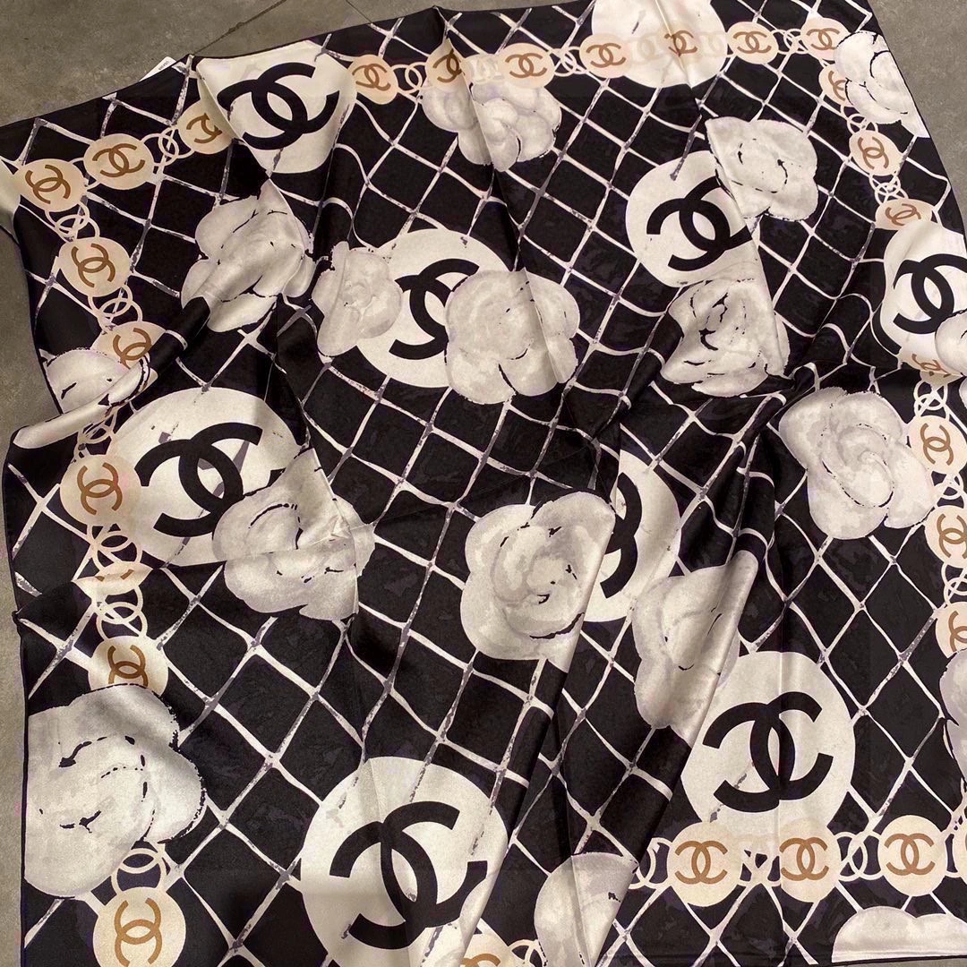 Sophisticated Scarf 90X90cm 17956