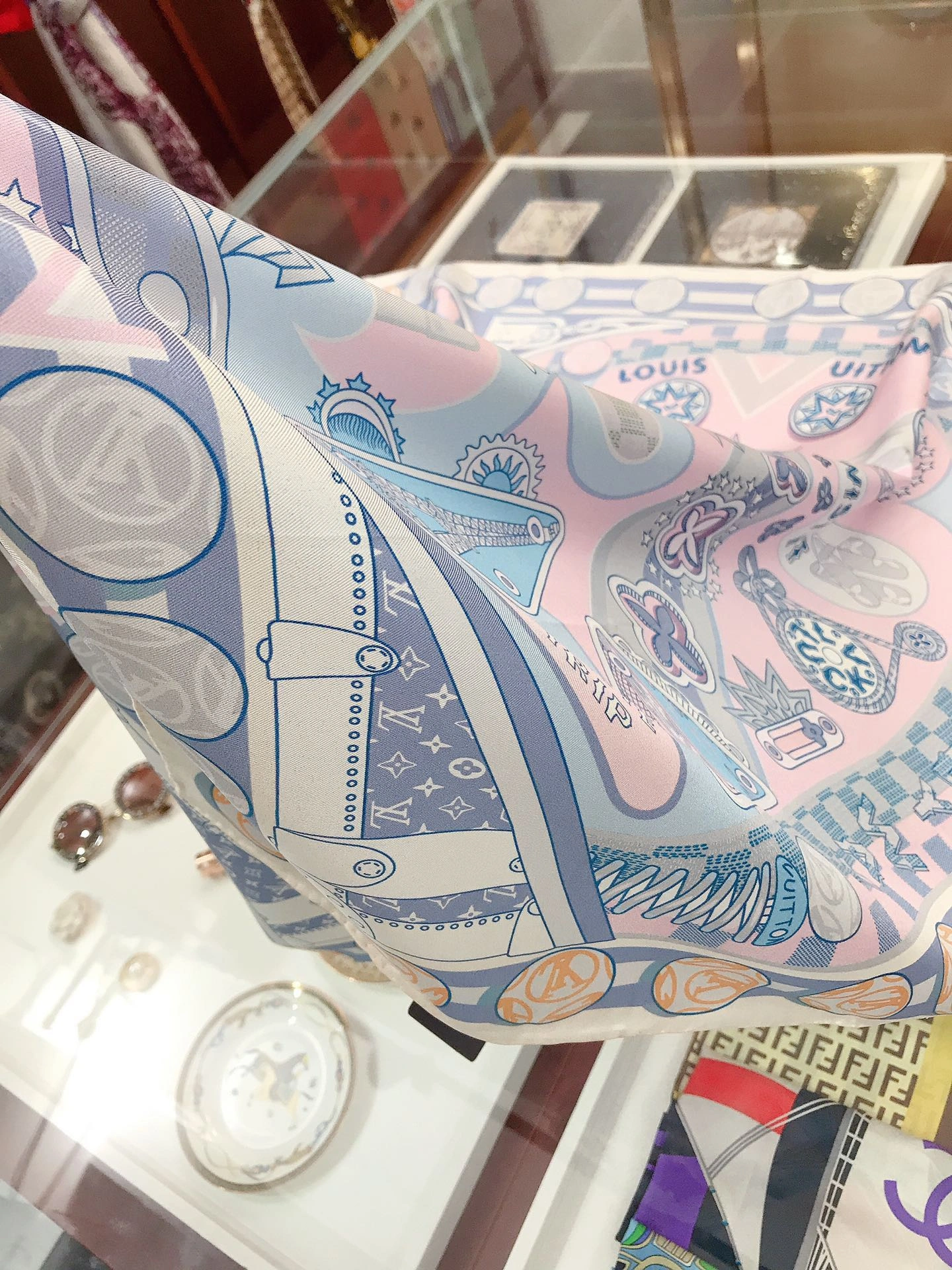 Scarf 90x90cm GoAnywhere 17933