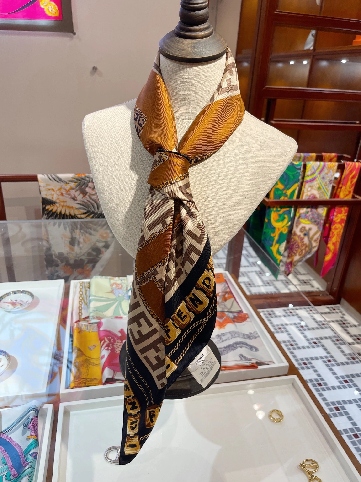 FashionForward Scarf 90x90cm 18030