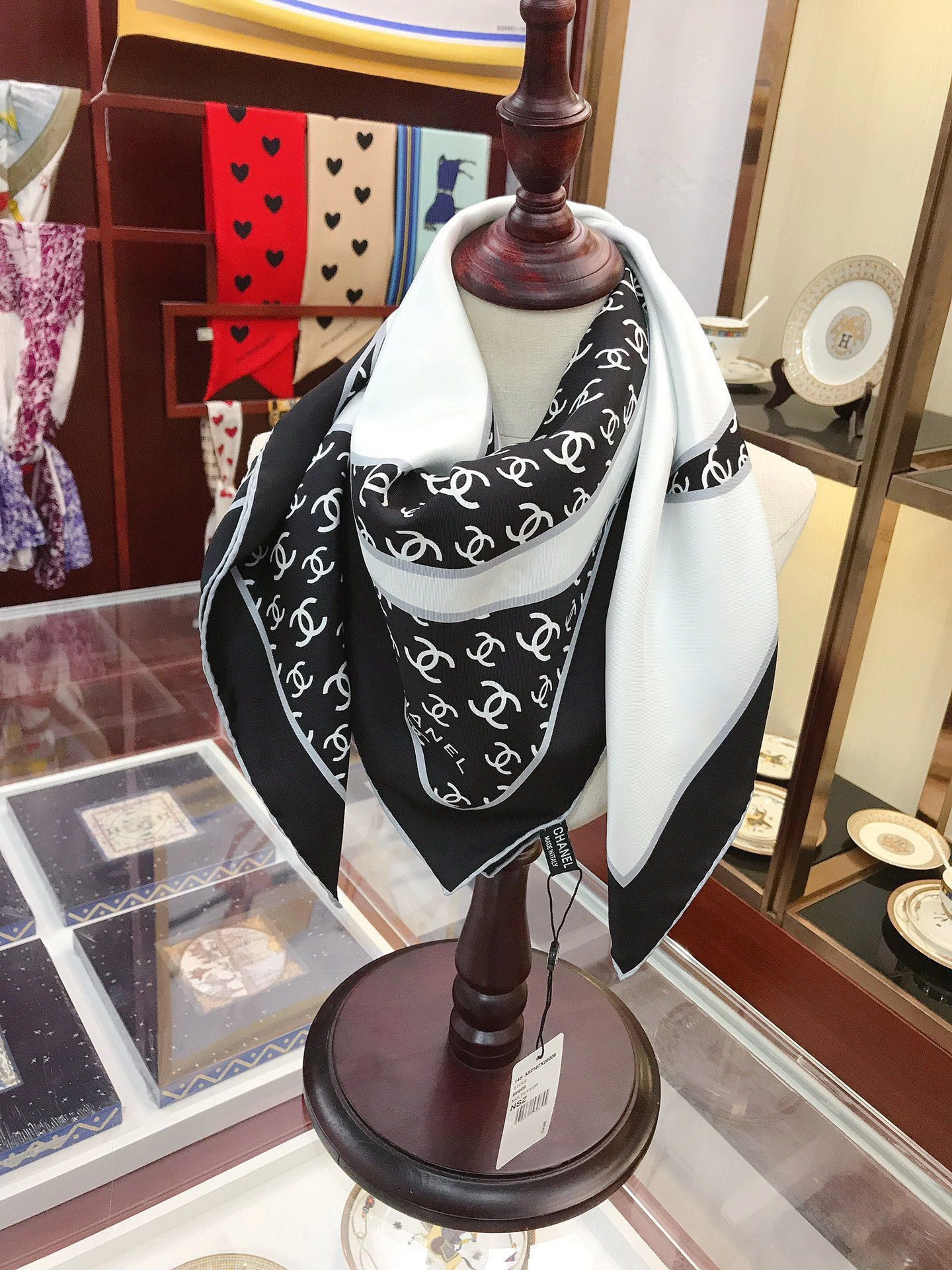 Stretchable Scarf 90x90cm 17931