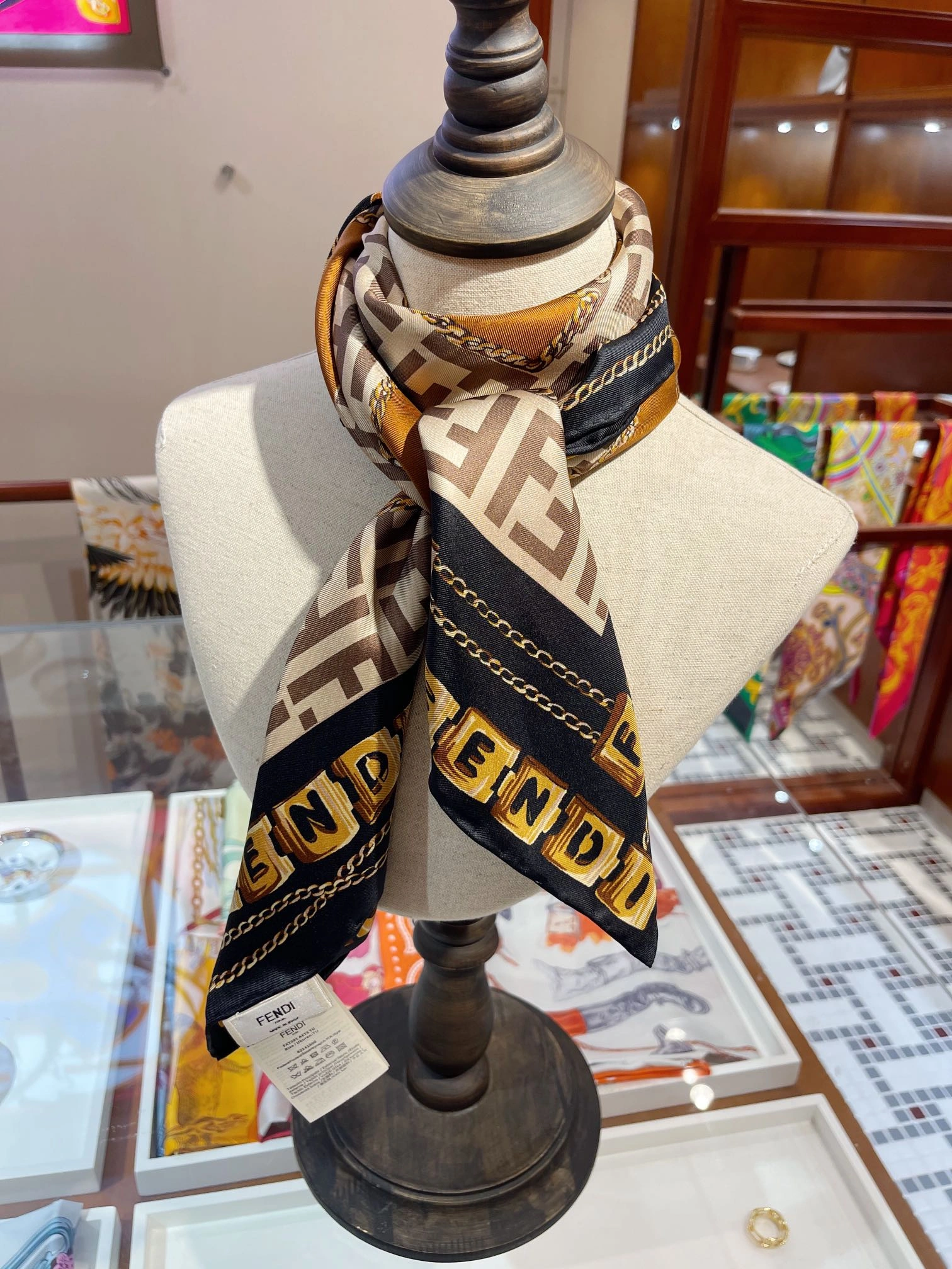 FashionForward Scarf 90x90cm 18030