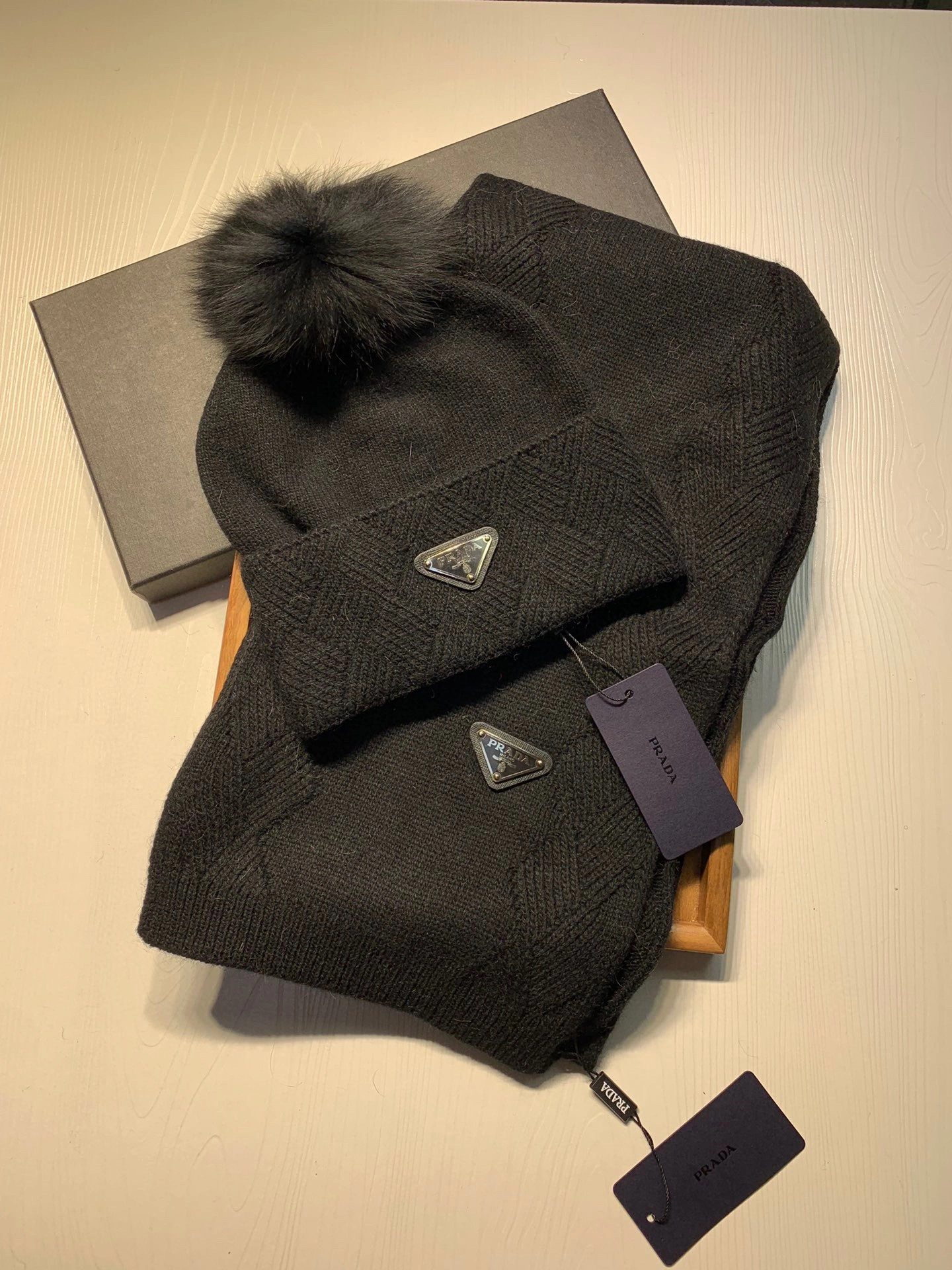 Scarf three-piece Reliable 17866