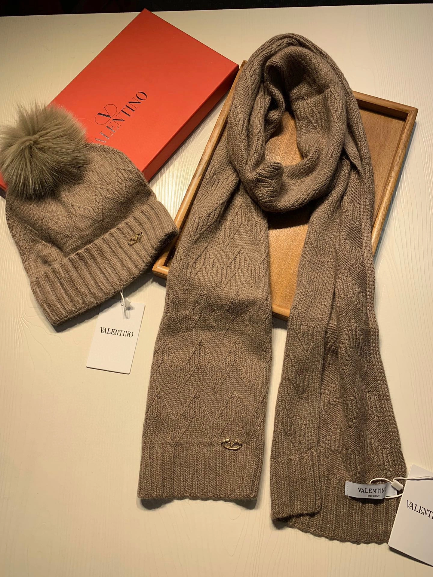 Scarf three-piece Efficient 17867