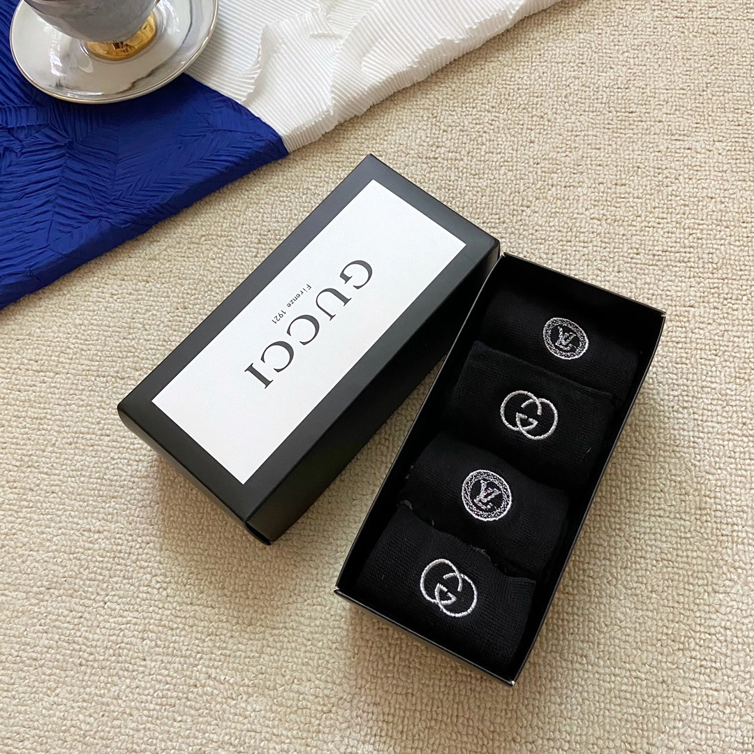 Socks 4pieces EyeCatching 18445