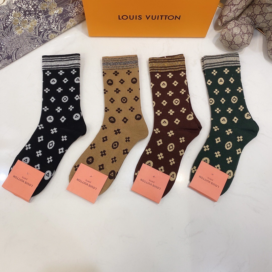 HighQuality Socks 4pieces 18335