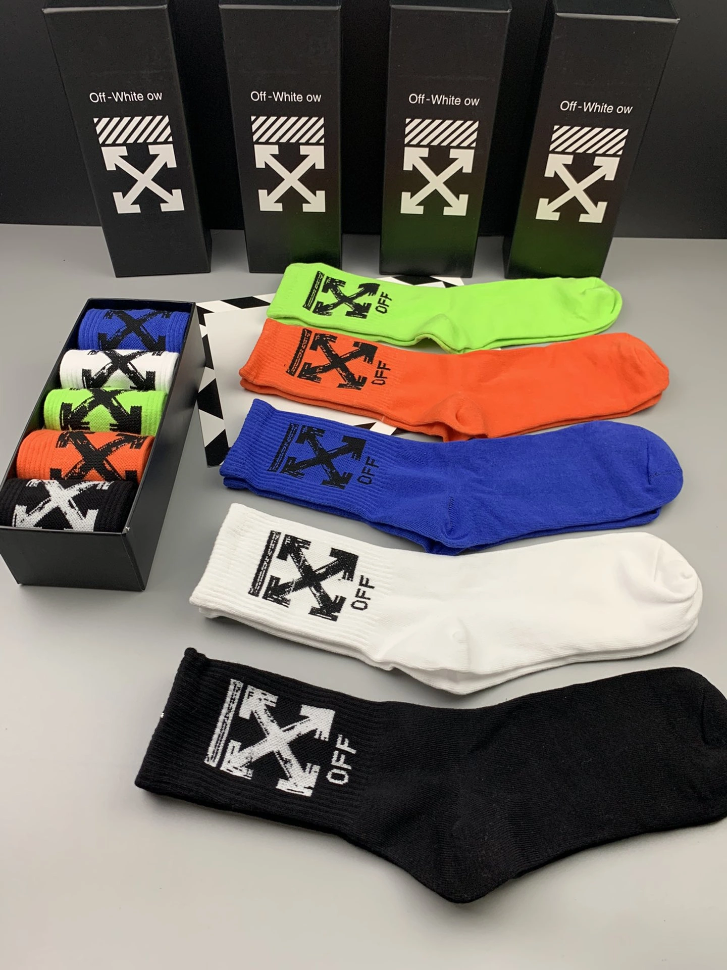 Upgraded Socks 5 pairs 18143