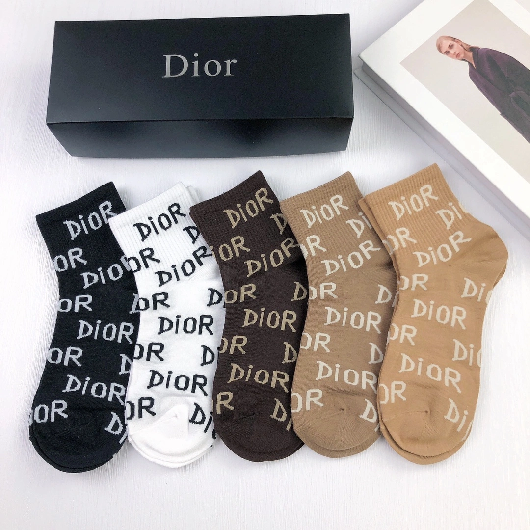 Socks 5 pairs WrinkleFree 18119