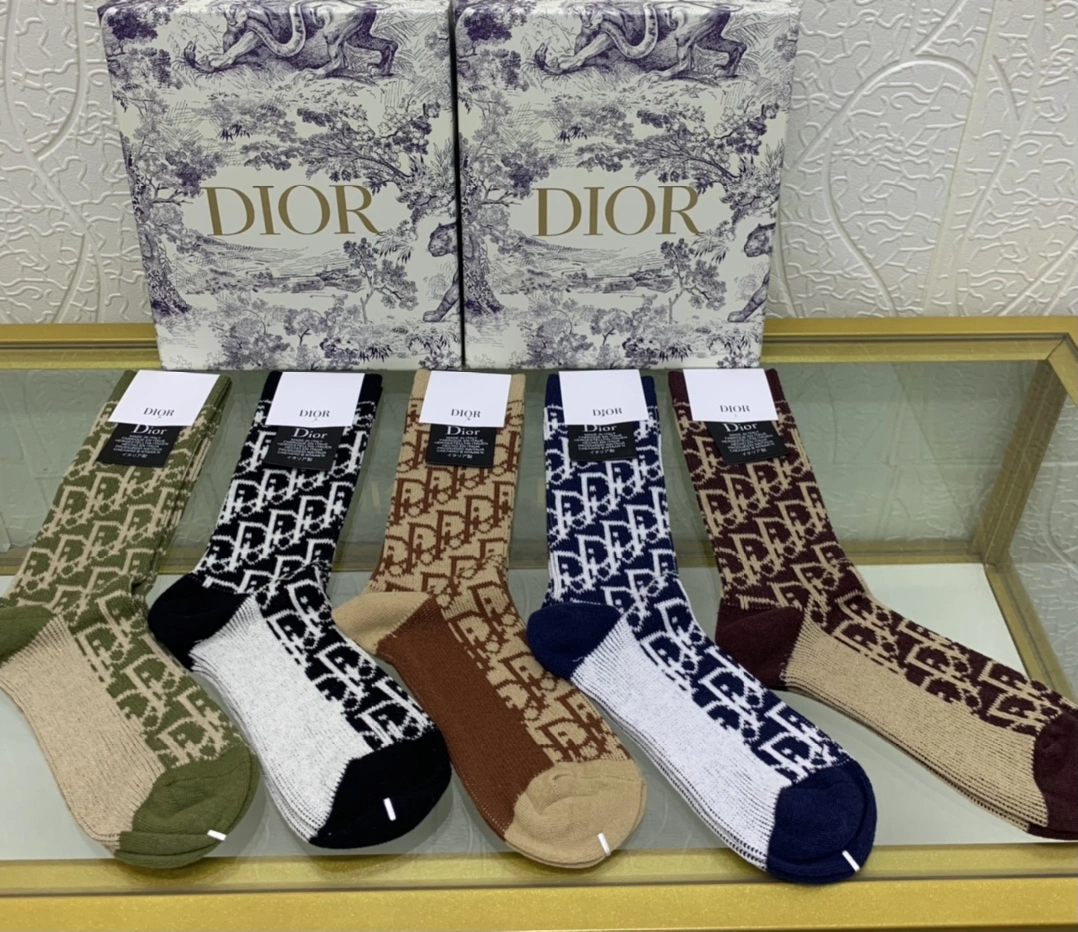 Socks 5 pairs Packable 18198