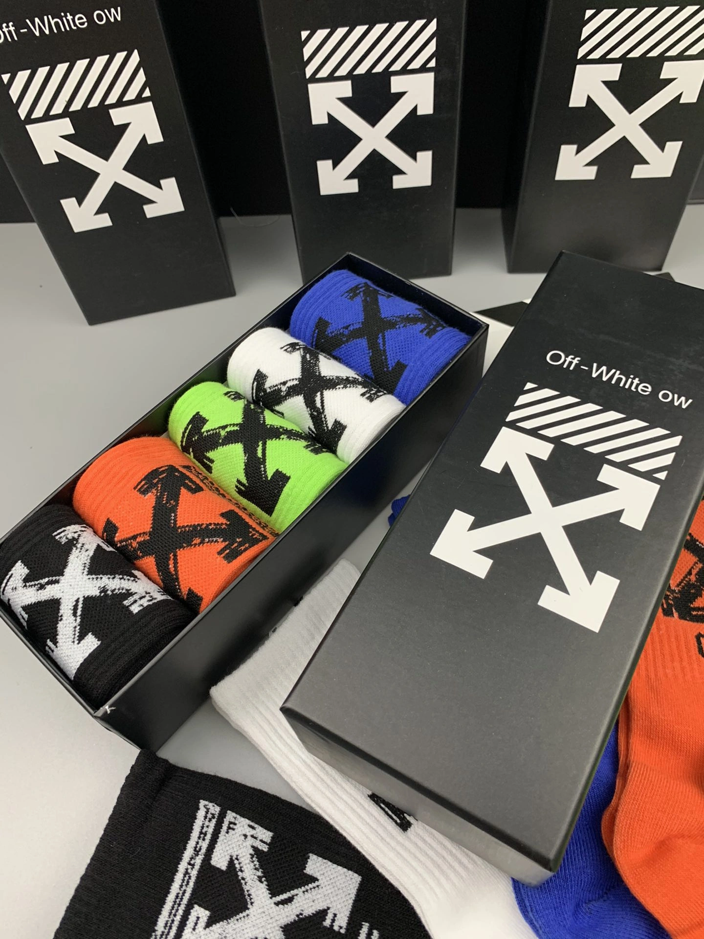 Upgraded Socks 5 pairs 18143