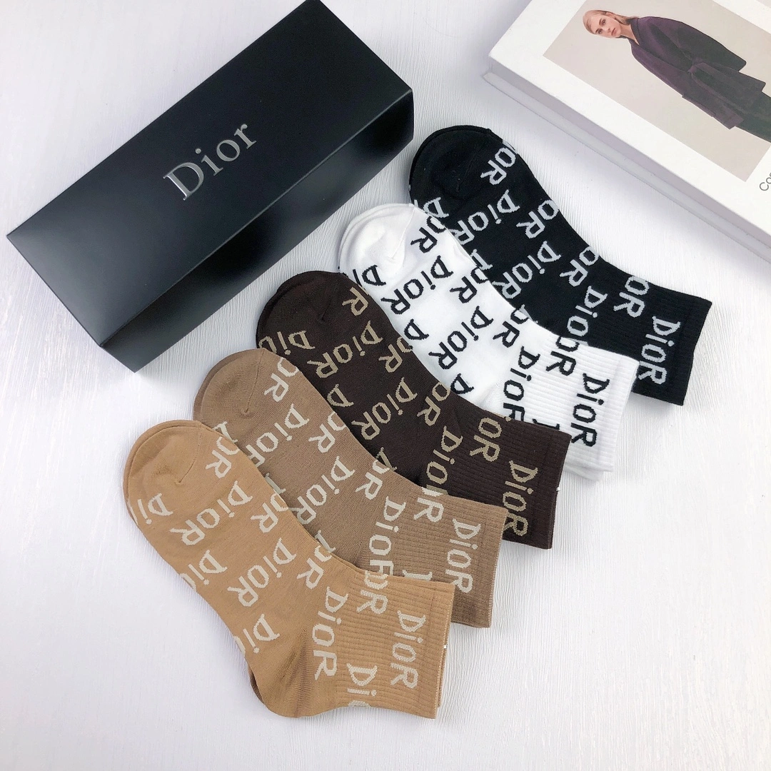Socks 5 pairs WrinkleFree 18119