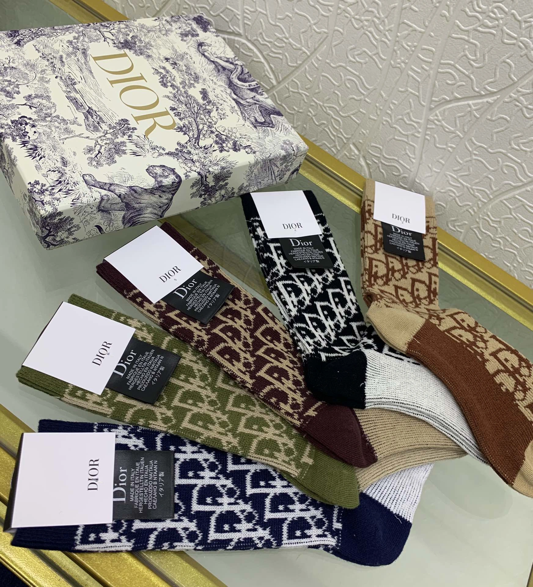 Socks 5 pairs Packable 18198