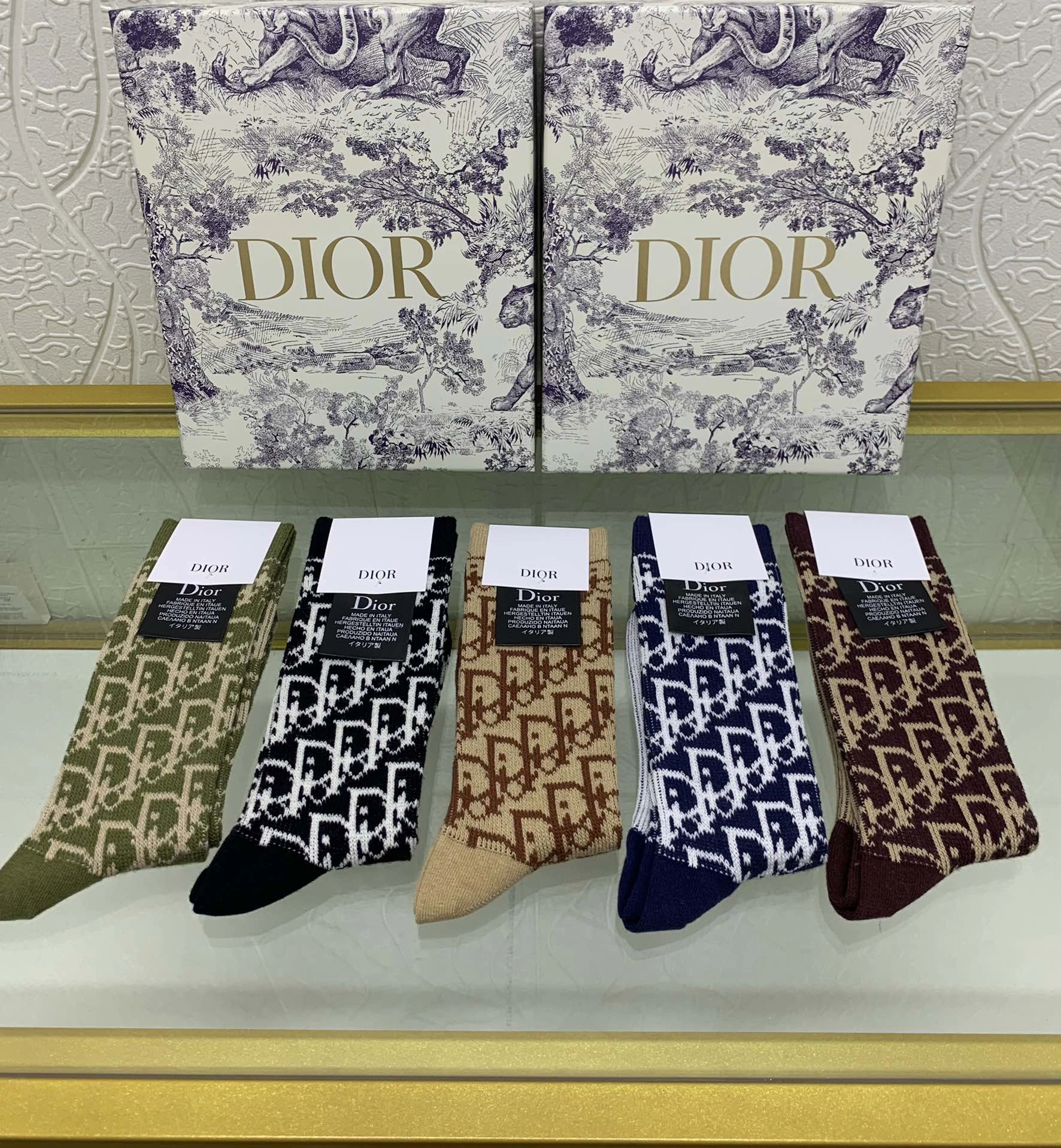 Socks 5 pairs Packable 18198