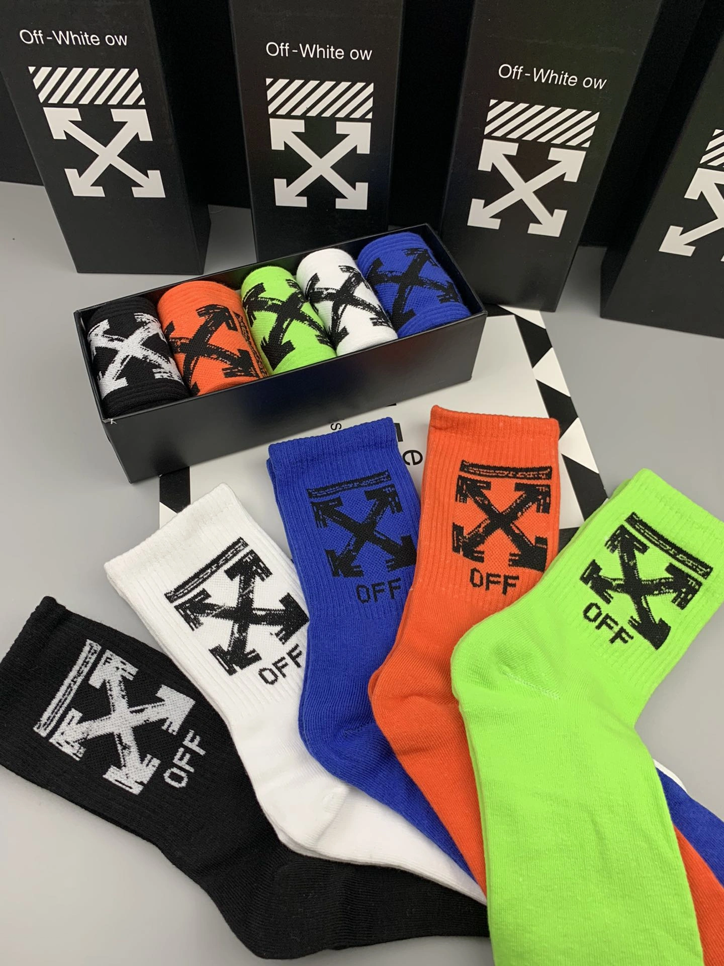 Upgraded Socks 5 pairs 18143