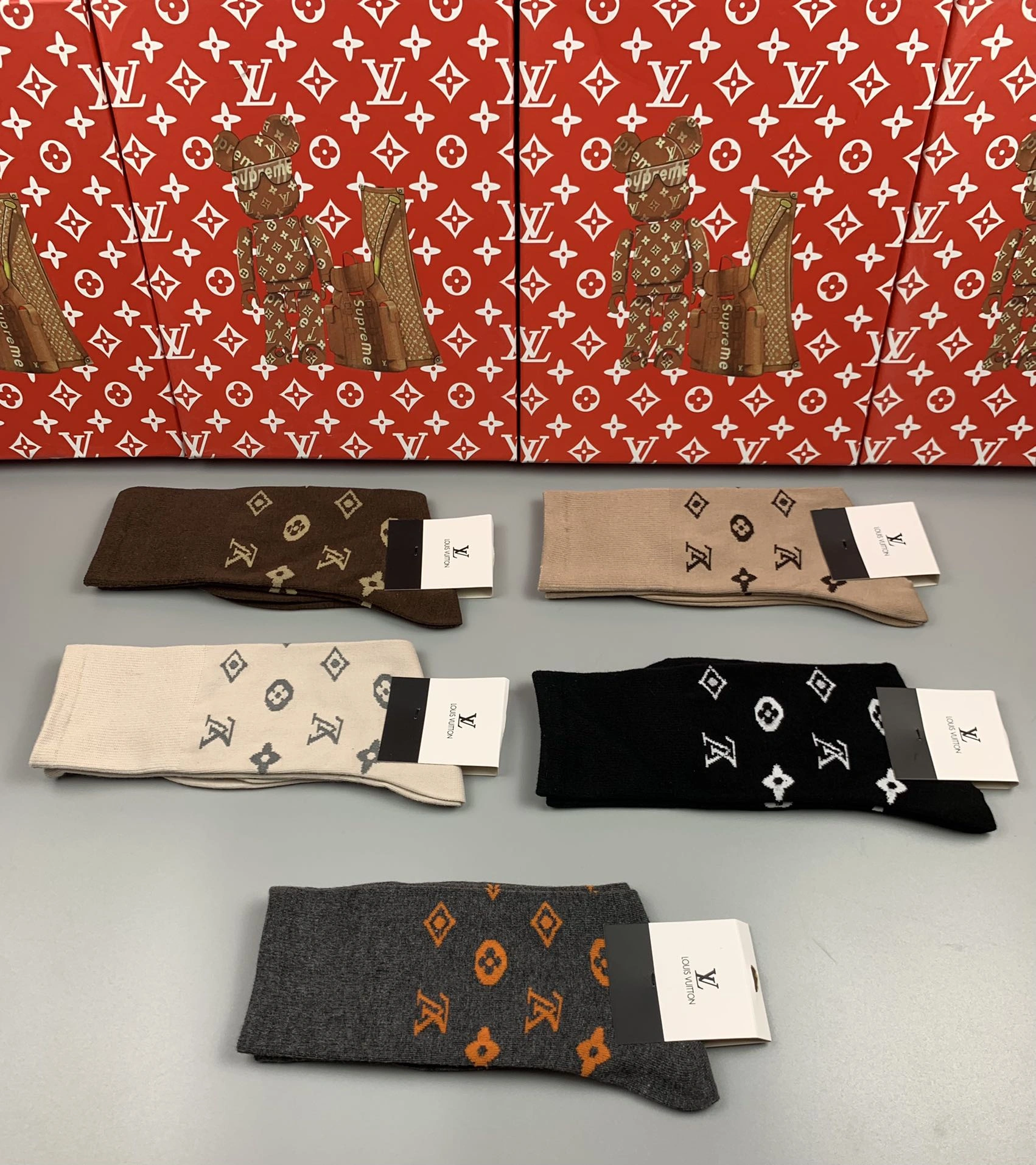 Popular Socks 5pairs 18211