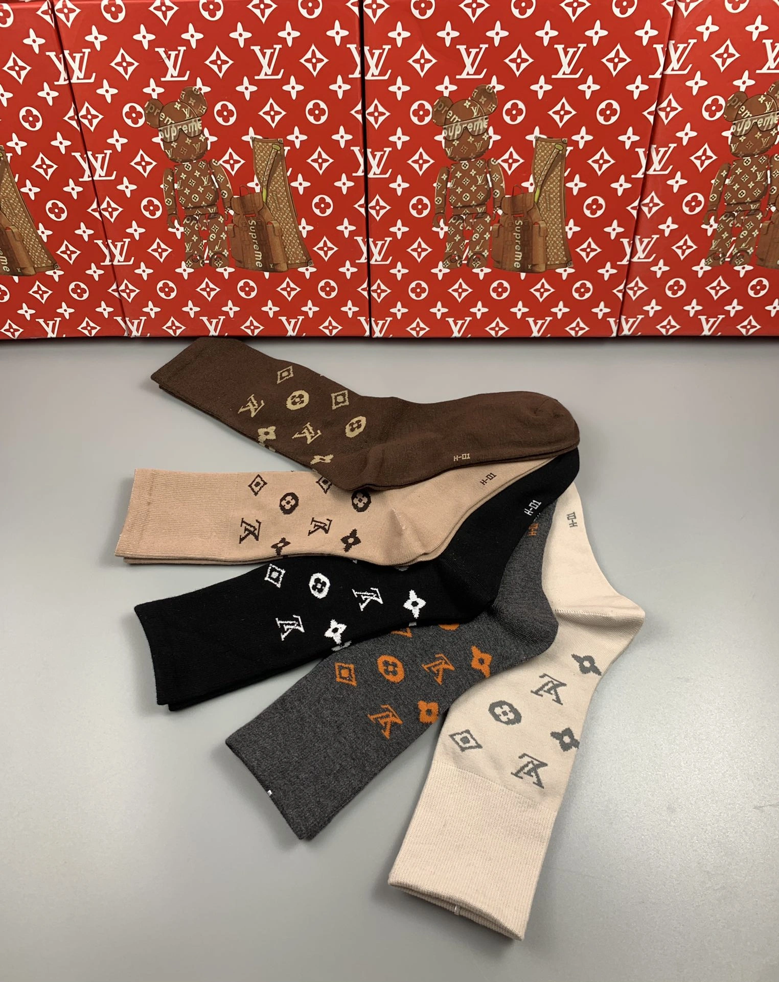 Popular Socks 5pairs 18211