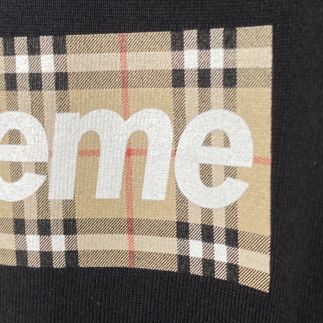 S*upreme T-Shirt Top Quality AM 20250421- GoodFit 11943