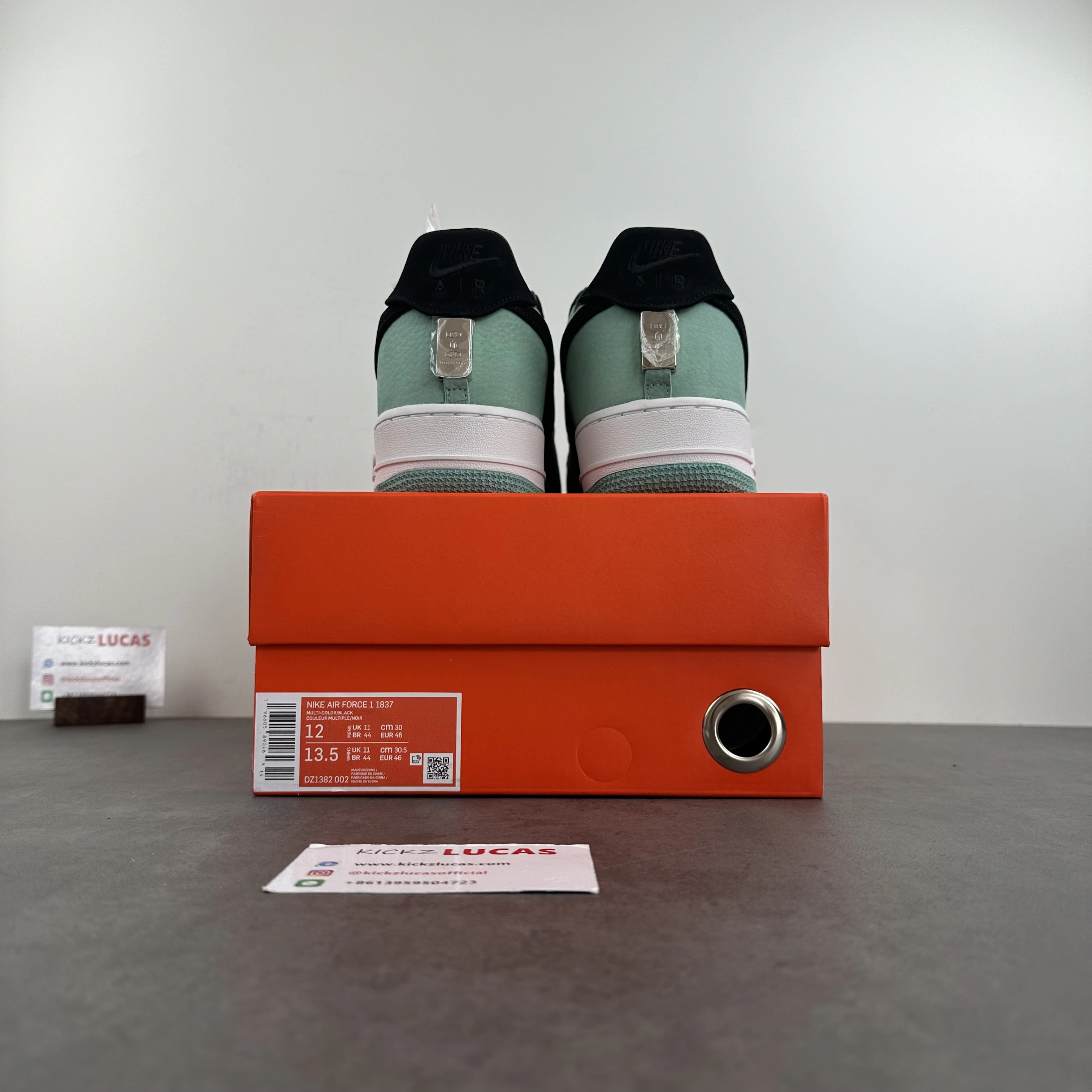 RelaxedFit Tiffany & Co. x Nike Air Force 1 Low DZ1382- 746