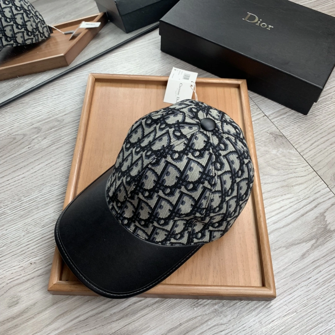 Modern Top Hats 17808