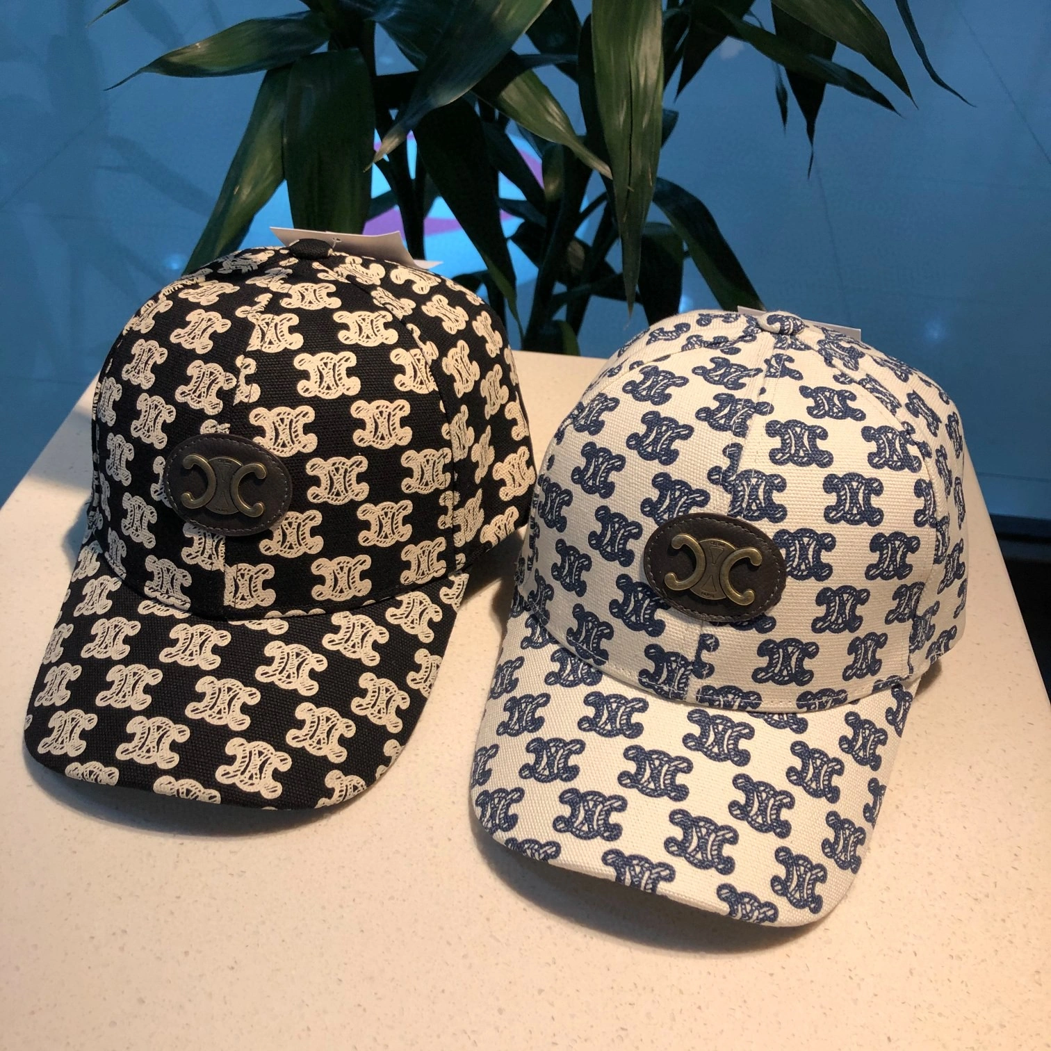 Lightweight Top Hats 17743