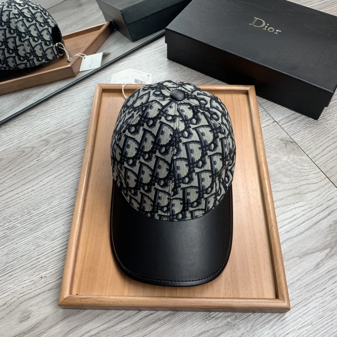 Modern Top Hats 17808