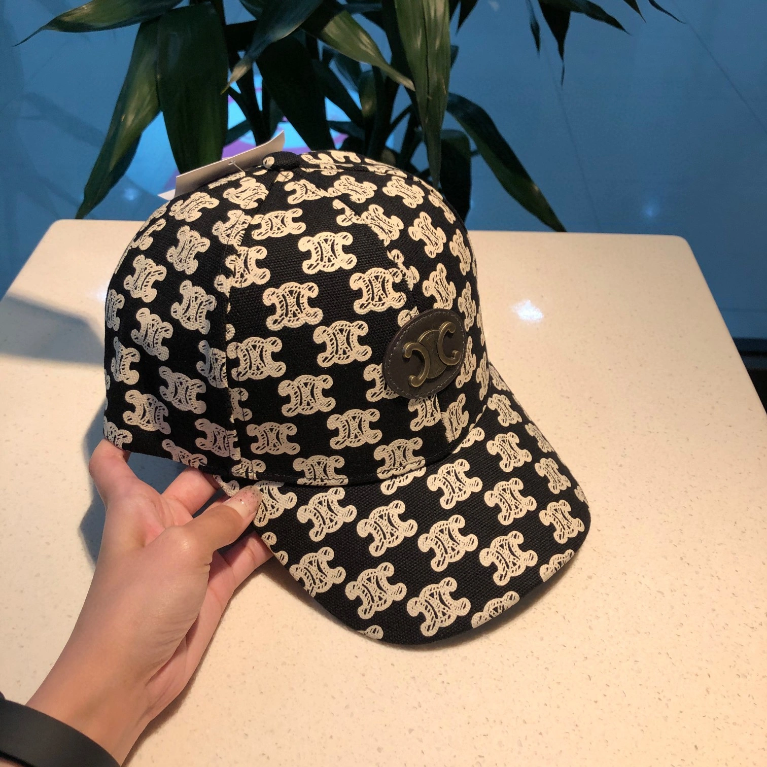 Lightweight Top Hats 17743