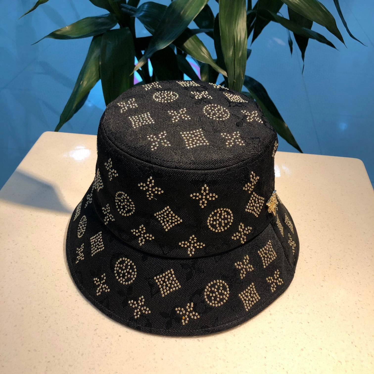 Top Hats Elegant 17739