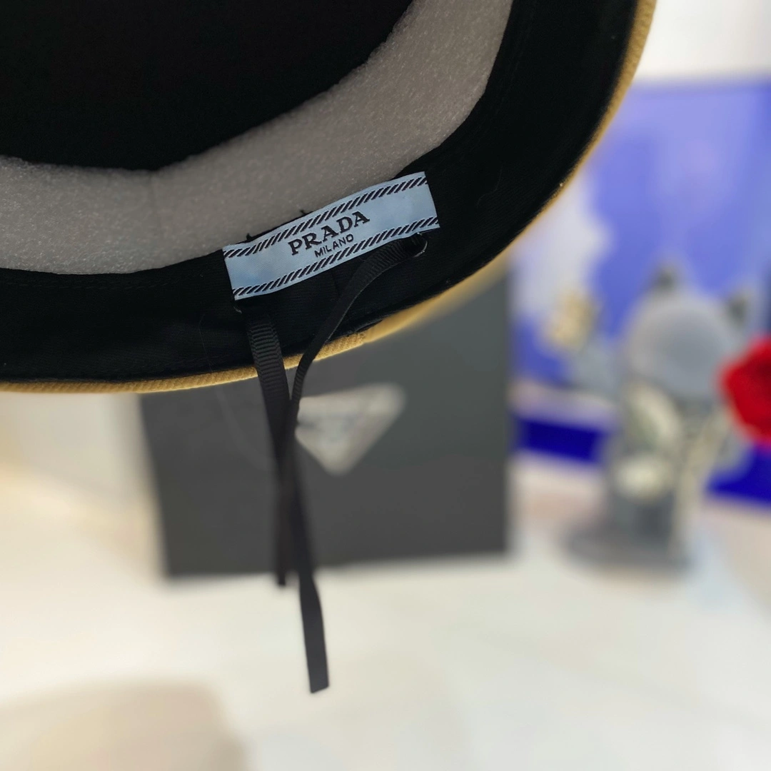 Sustainable Top Hats 17614