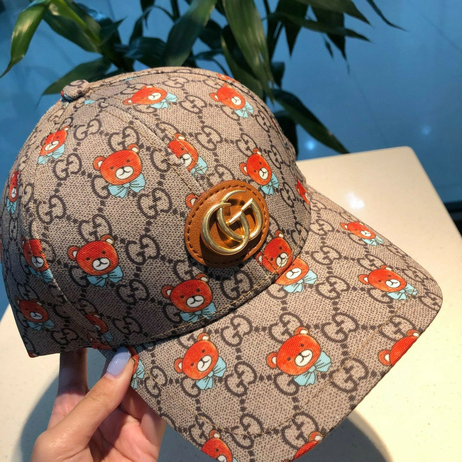 Lightweight Top Hats 17730