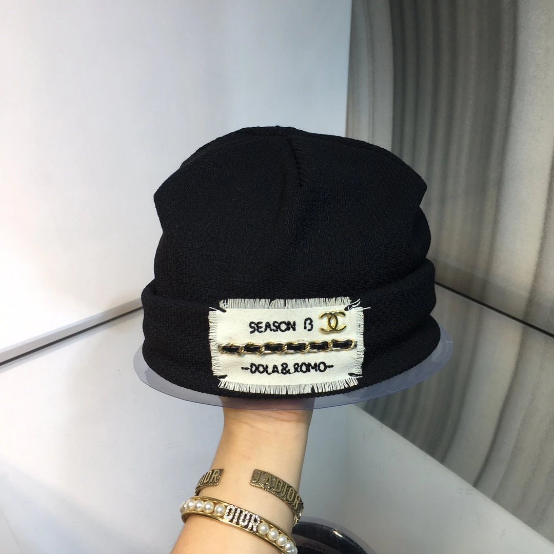 Sophisticated Top Hats 17628