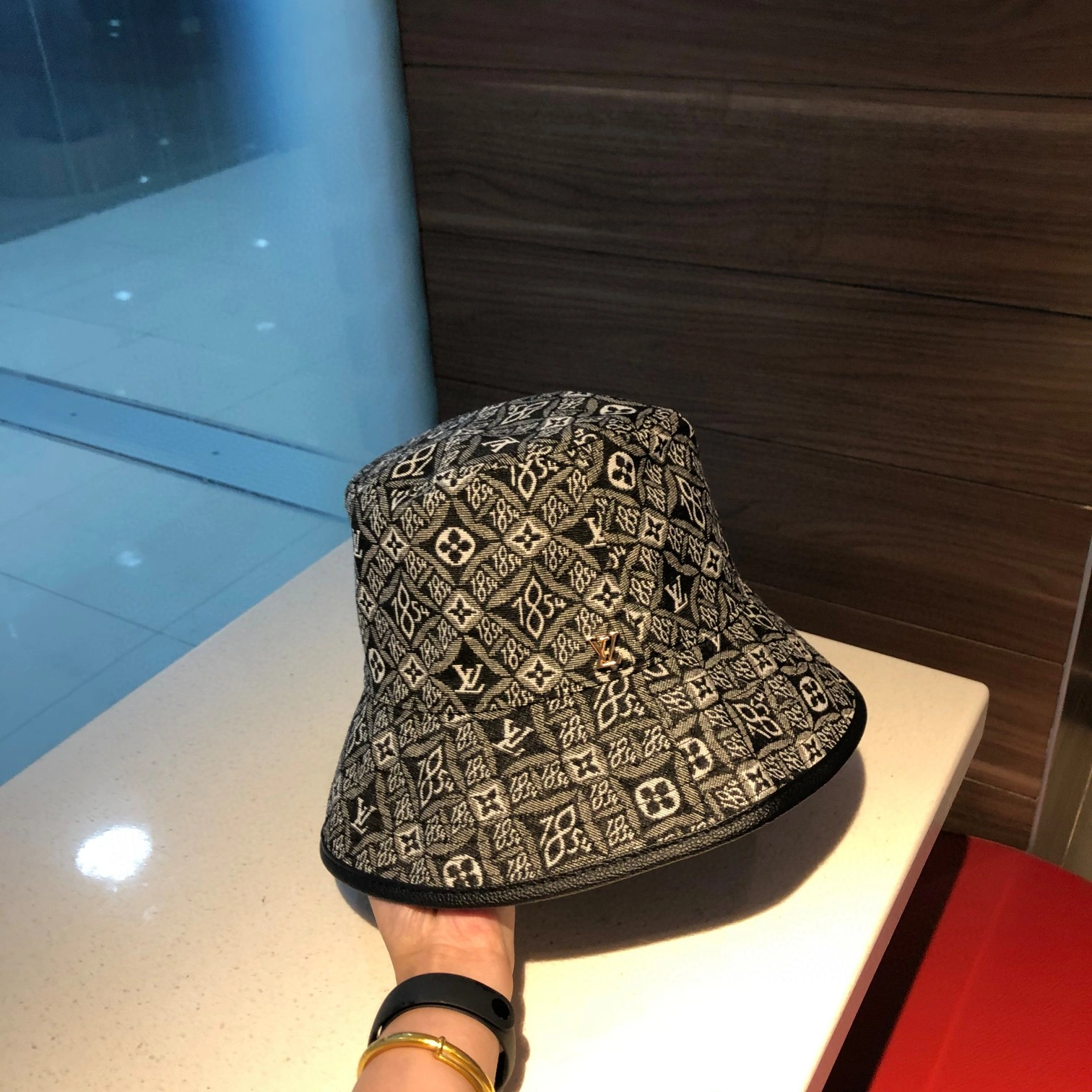 Top Hats NewStyle 17820