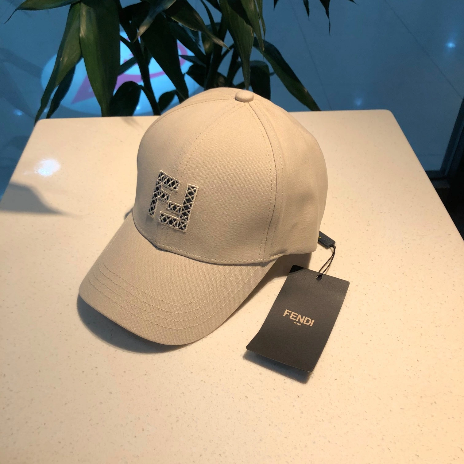 Top Hats Resilient 17753