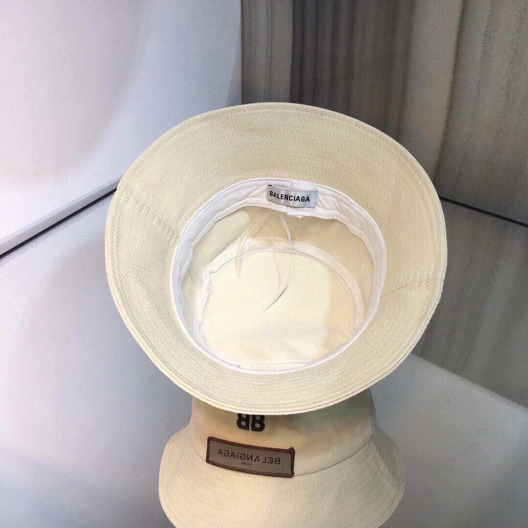 Lightweight Top Hats 17748
