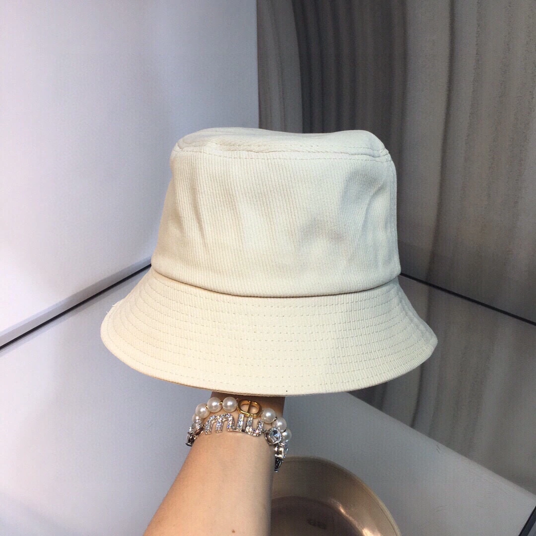 Lightweight Top Hats 17748