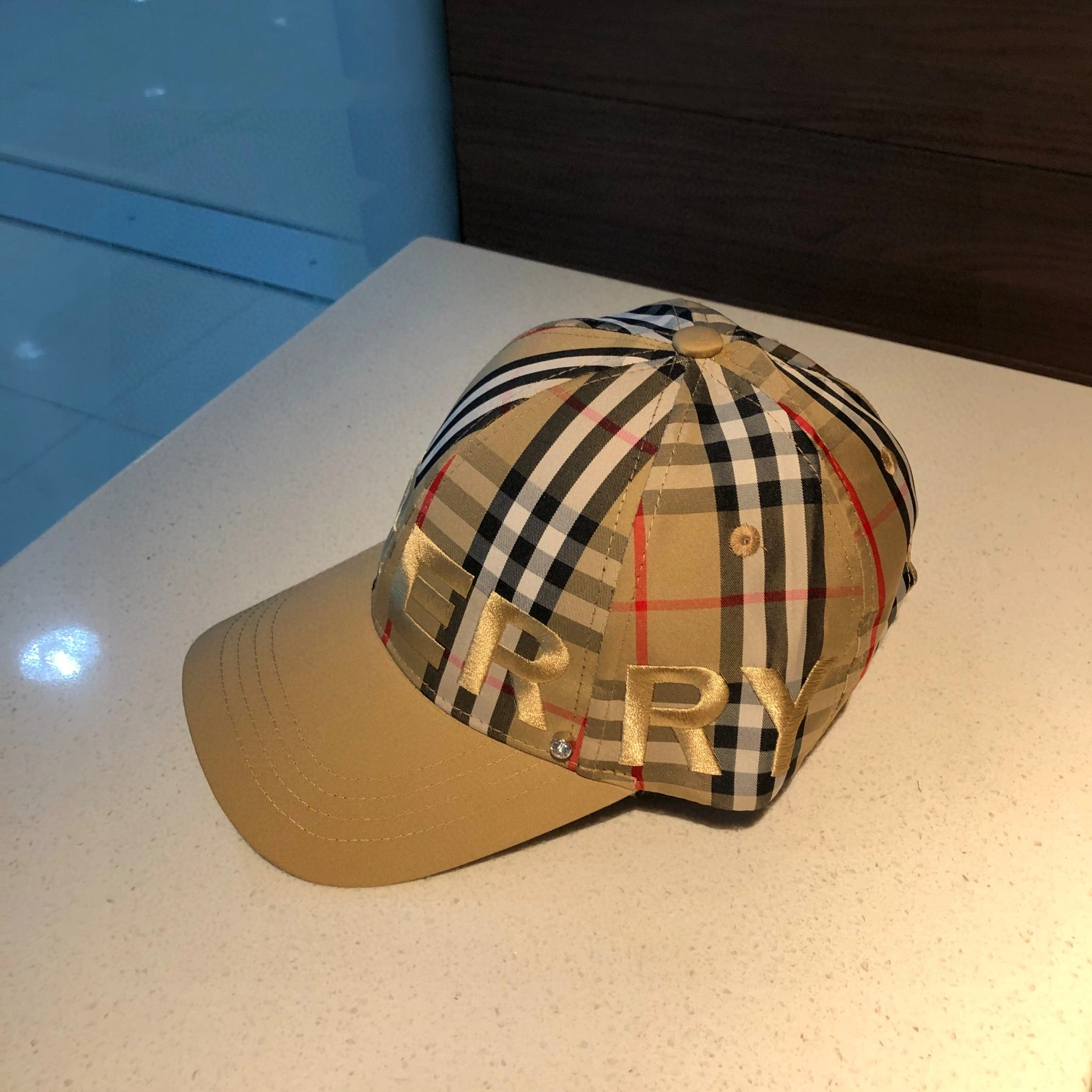 Top Hats Neat 17727