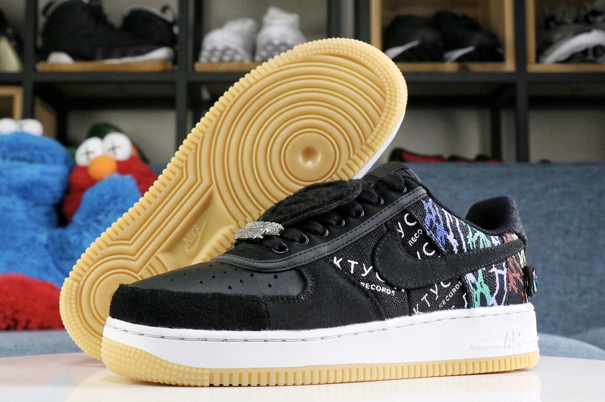 Travis Scott x Nike Air Force 1 Cactus Jack Neat 808