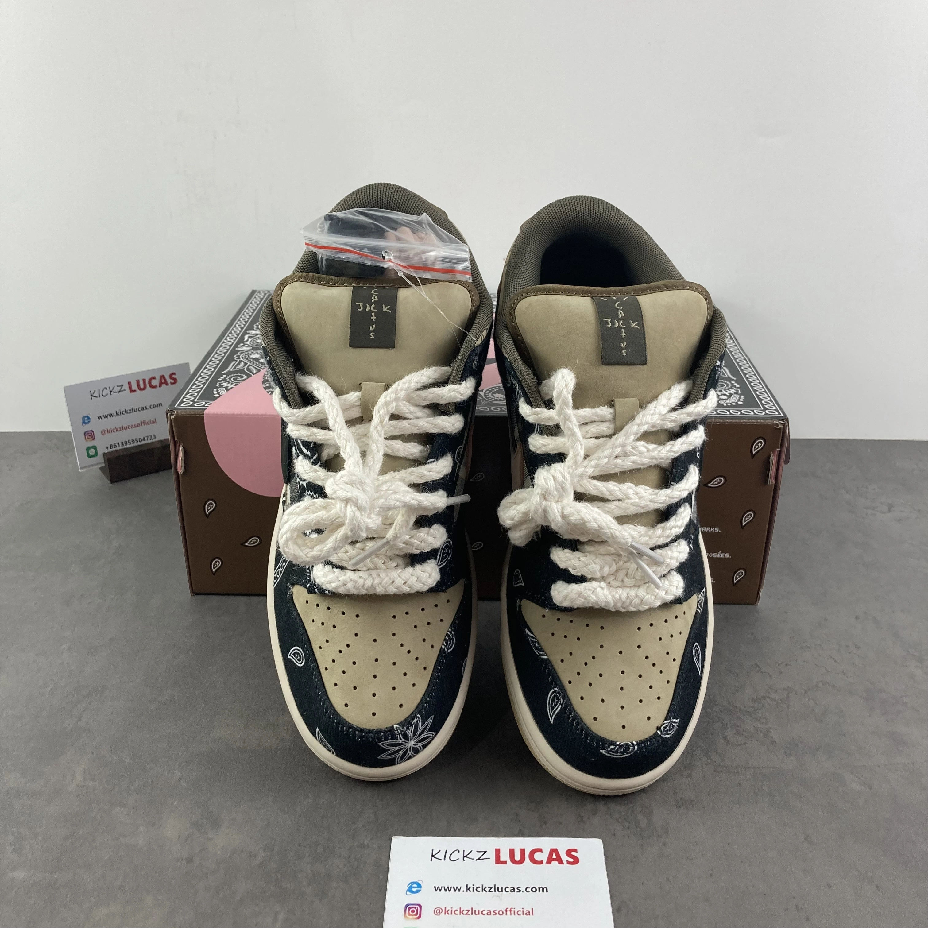 Travis Scott x Nike SB Dunk Low CT5053- FlexibleFit 646