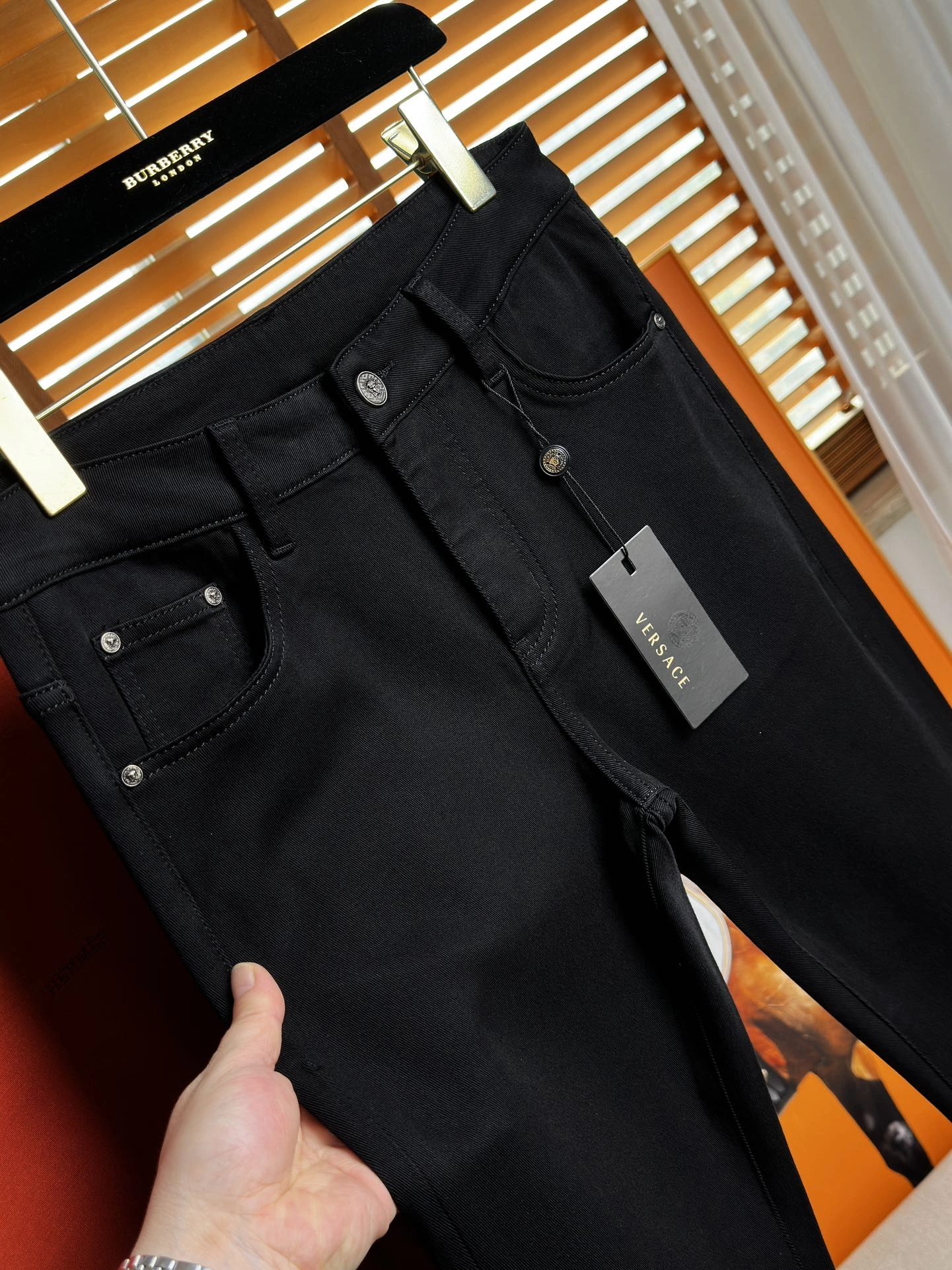 Timeless V*ERSACE Pants Top Quality D17 20240824- 14268