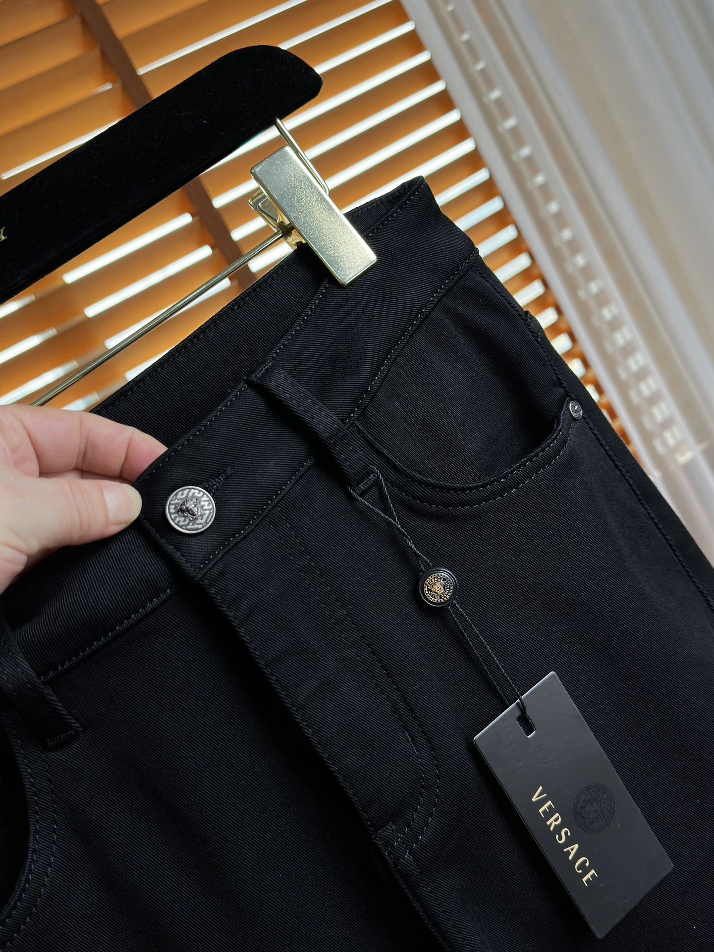 Timeless V*ERSACE Pants Top Quality D17 20240824- 14268